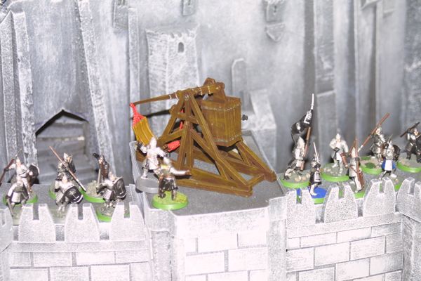 Keywords: LOTR Minas Tirith Grond Battle Helms Deep GW Games Workshop terrain custom customhobby customhobby.com gamesworkshop