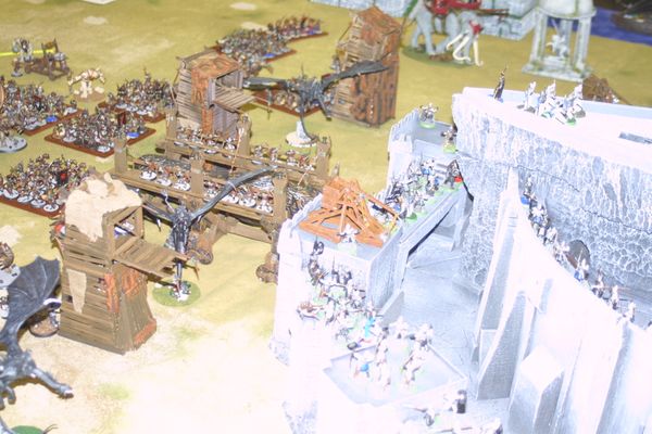 Keywords: LOTR Minas Tirith Grond Battle Helms Deep GW Games Workshop terrain custom customhobby customhobby.com gamesworkshop