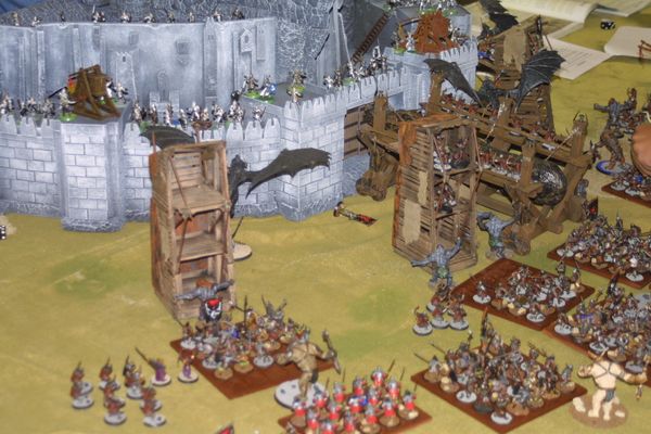 Keywords: LOTR Minas Tirith Grond Battle Helms Deep GW Games Workshop terrain custom customhobby customhobby.com gamesworkshop