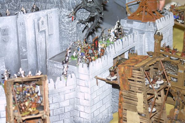 Keywords: LOTR Minas Tirith Grond Battle Helms Deep GW Games Workshop terrain custom customhobby customhobby.com gamesworkshop
